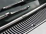 Clip per cornice cromata parabrezza / lunotto GT Bertone